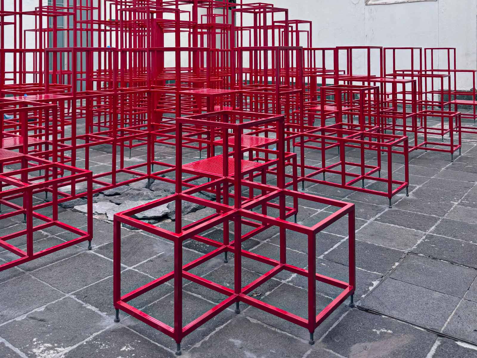 Patios gemelos, obra de Jerónimo Hagerman fabricada por peek.design