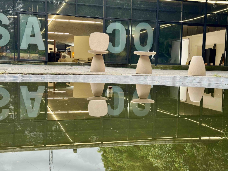 mobiliario urbano peek en Indito 2025